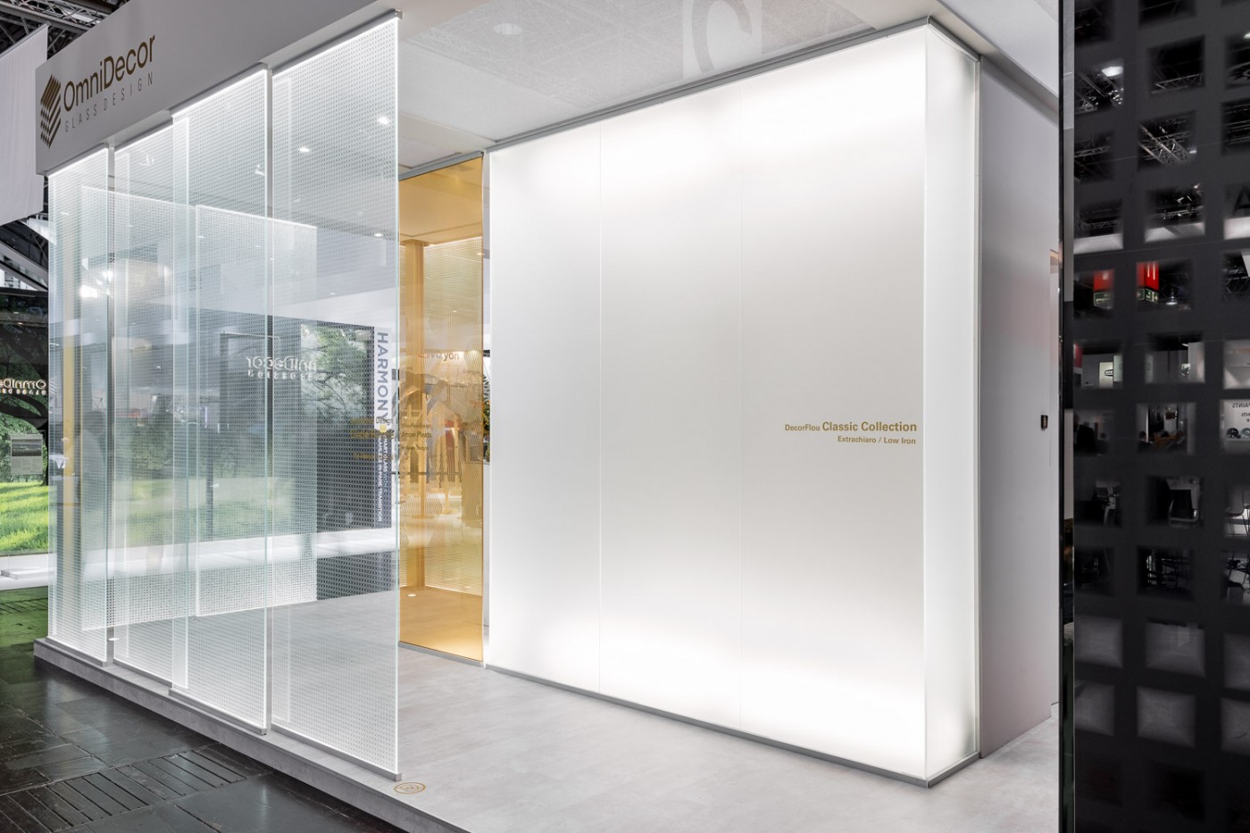 glass partition