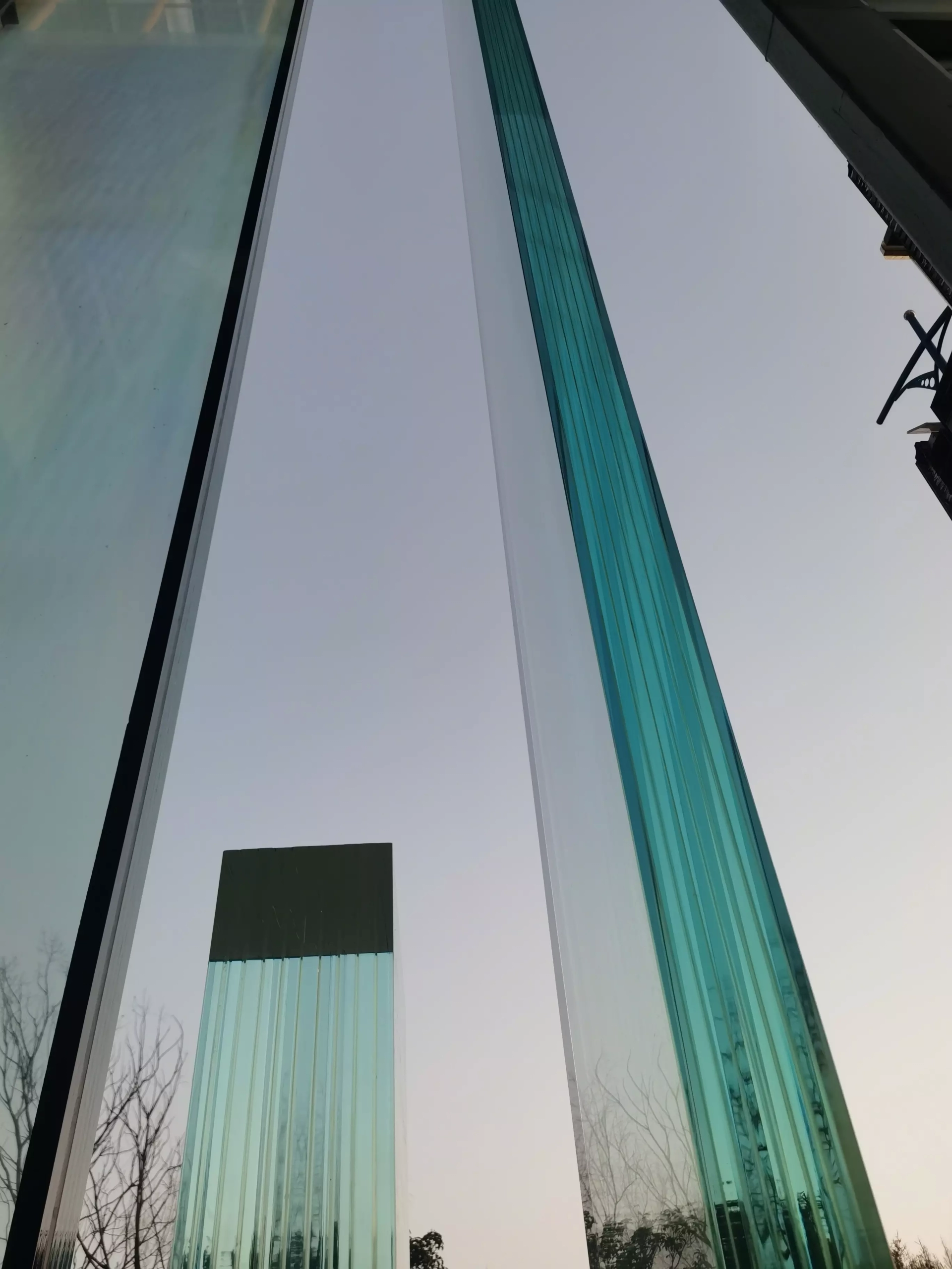 jumbo glass by ultimate reflections